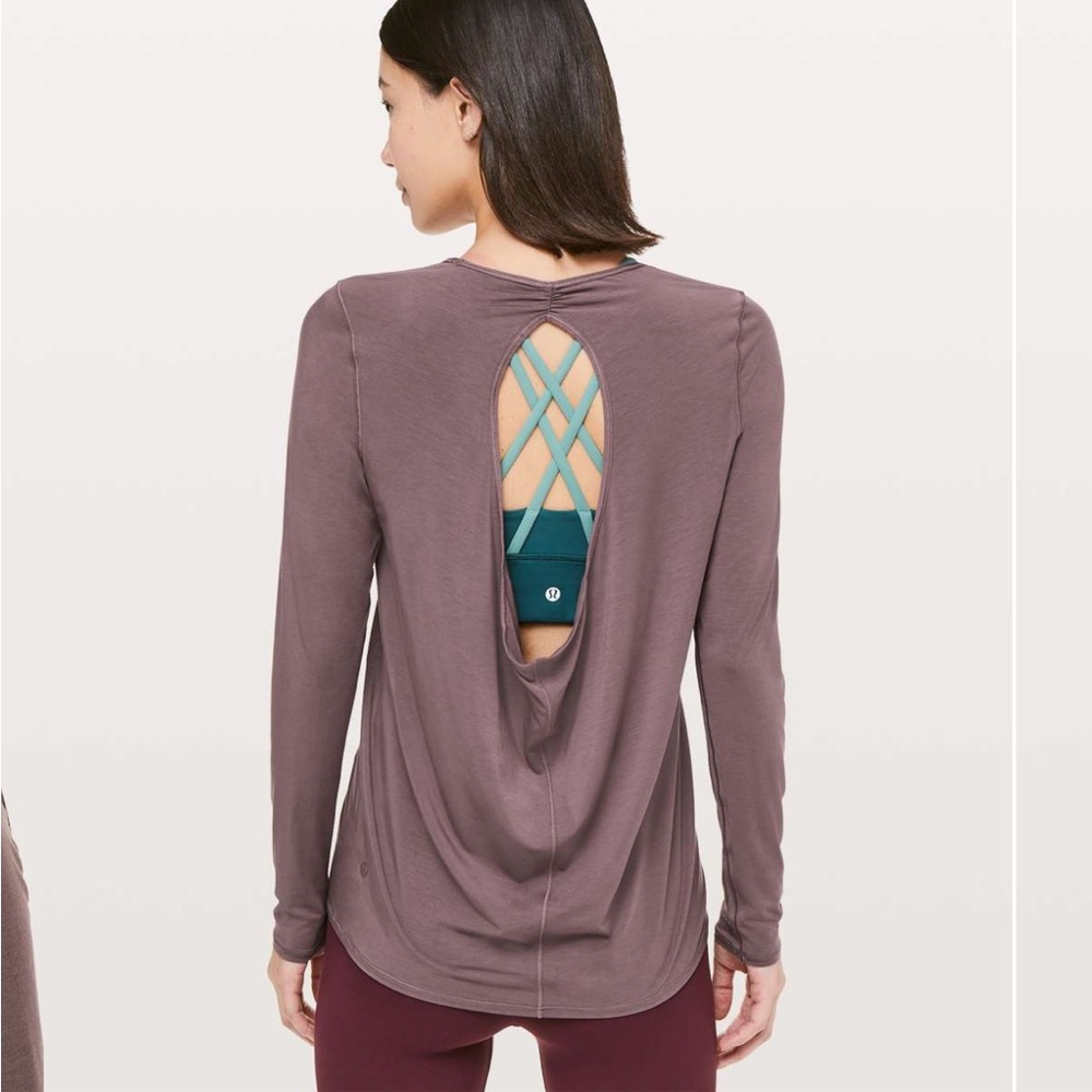 Lululemon Timeless Twist Long Sleeve
Antique Bark